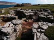 2006_04_16_006_ecoss_orcades_gurness_broche