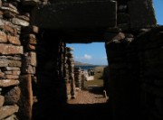 2006_04_16_014_ecosse_orcades_gurness_broch