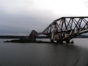 2006_04_20_039_ecosse_rosyth_ferry_forth_bridges