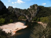 2007_04_11_007_provence_vallon_pont_d_arc