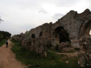 2007_04_14_042_provence_aqueducs_de_barbegal
