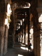 2007_04_16_017_provence_arles_amphitheatre