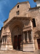 2007_04_16_023_provence_arles_eglise_st_trophime