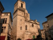 2007_04_18_024_provence_nimes_cathedrale