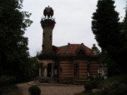 2007_08_13_027_espagne_comillas_pavillon_gaudi