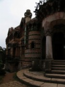 2007_08_13_032_espagne_comillas_pavillon_gaudi