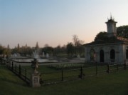 2008_04_22_093_londres_kensington_gardens_jardin_italien