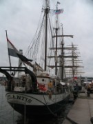 2008_07_09_061_armada_rouen_atlantis_nl
