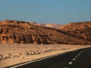 2008_11_02_004_egypte_route_vers_golfe_de_suez