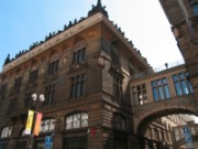 2009_04_19_034_praguebanque_investissements