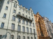 2009_04_19_065_prague_quai_mazaryk