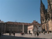 2009_04_20_028_prague_chateau_3e_cour