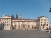 2009_04_20_071_prague_chateau