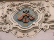 2009_04_22_048_prague_rue_nerudova