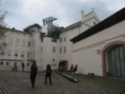 2009_04_22_076_prague_musee_kampa