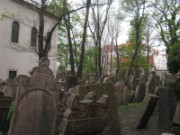 2009_04_23_023_prague_vieux_cimetiere_juif