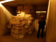 2014_04_16_011_louvre_puits