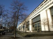 2018_02_16_ministere_finances_train_bleu_OK