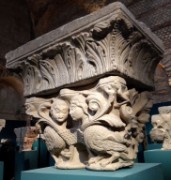 2018_12_07_017_expo_sculpture gothique_st_denis