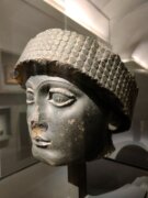 2022_05_12_009_expo_louvre_venus_d_ailleurs_gudea_prince_de_ladash_tello_irak_2120_av_jc
