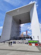 2022_05_21_grande_arche_de_la_defense