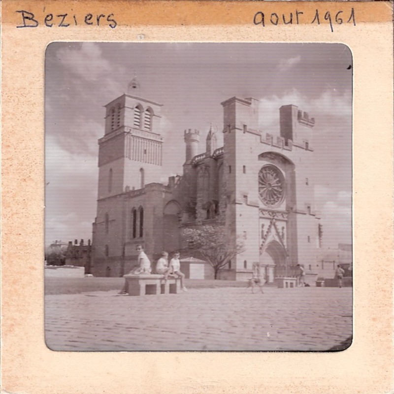 1961_08_grandes_diapos_005_beziers.jpg
