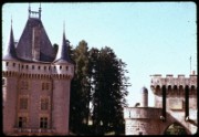 1964_08_raymond_e19_chateau_de_la_clayette